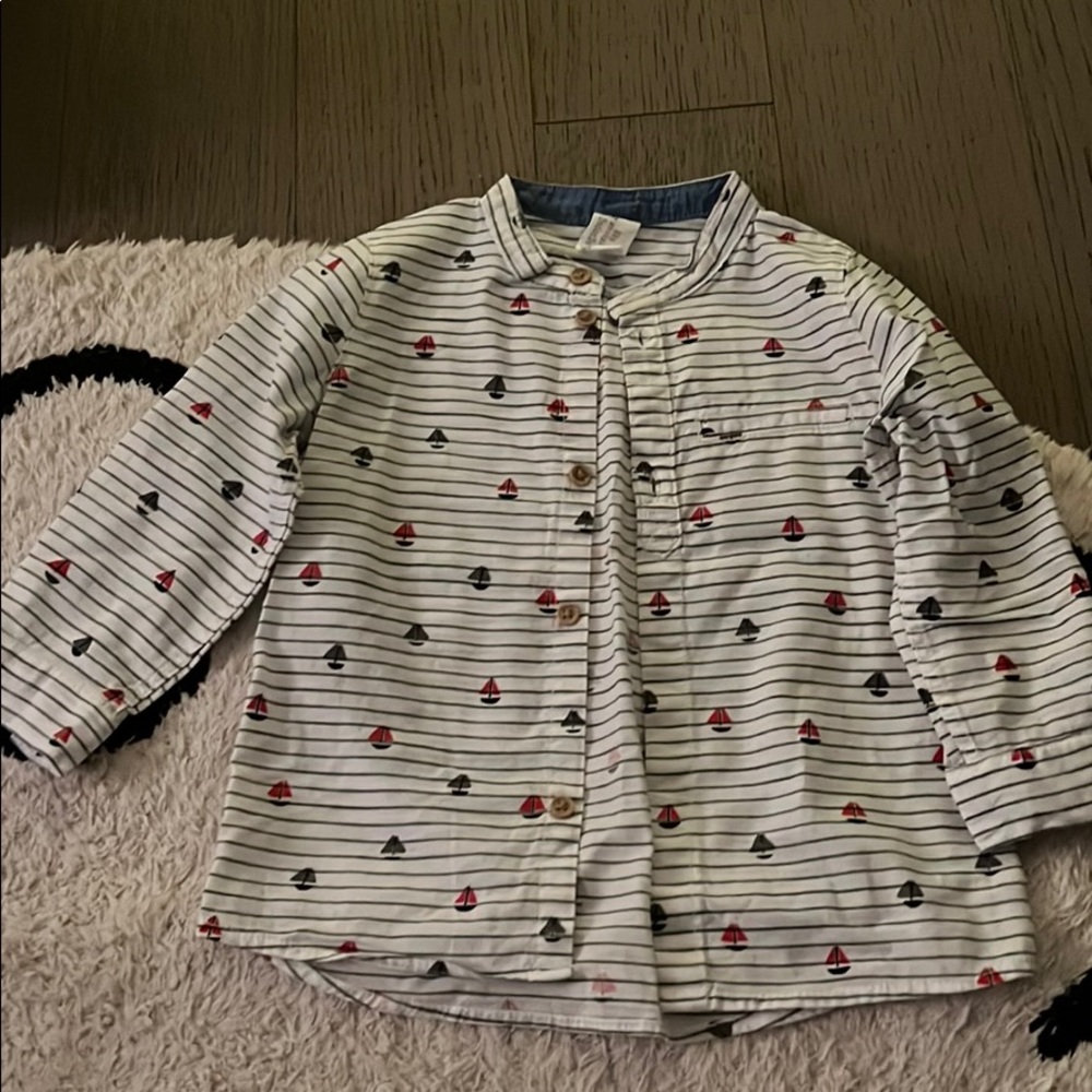 Gently Used H&M Button Down Shirt